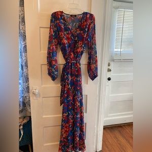 Vici long sleeve floral maxi dress with tie